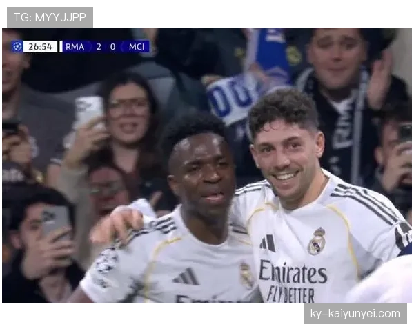 巴尔韦德欧冠淘汰赛硬仗中的全能表现：对阵曼城与利物浦的关键作用解析