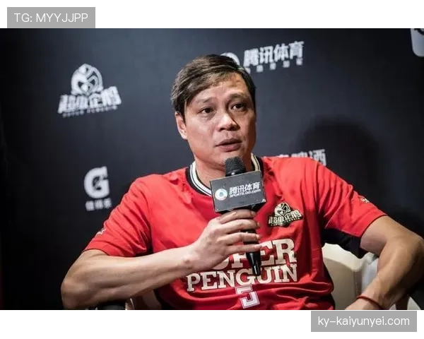 范志毅在强强对话中如何通过近防压制对手锋线